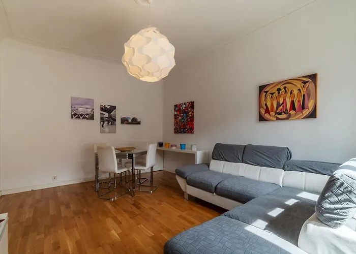 Guesthost - Bright Flat In Lungotevere Flaminio Apartment