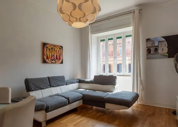 Guesthost - Bright Flat In Lungotevere Flaminio *