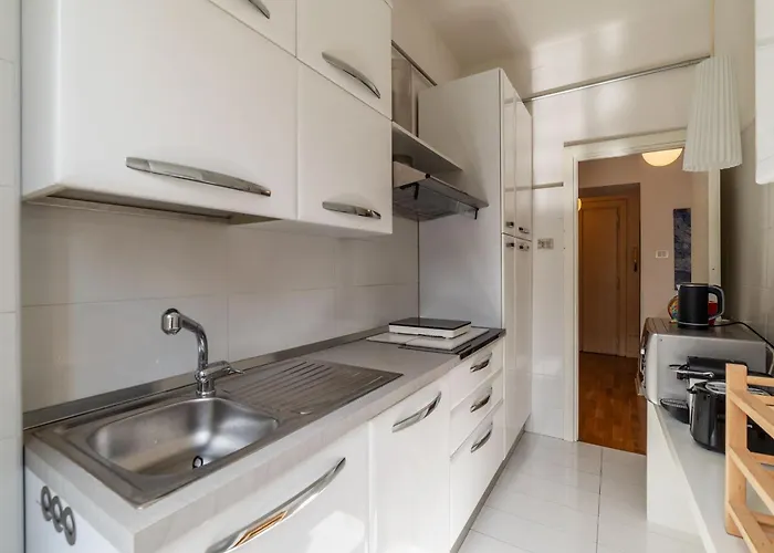 Guesthost - Bright Flat In Lungotevere Flaminio Apartment Rome