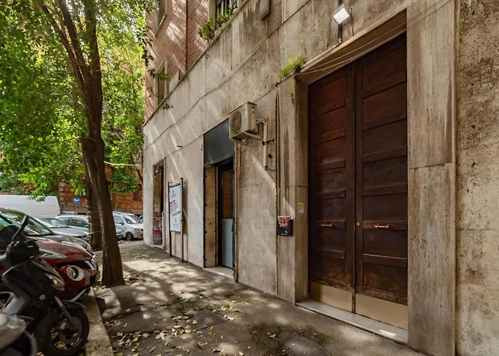 Guesthost - Bright Flat In Lungotevere Flaminio Apartment *